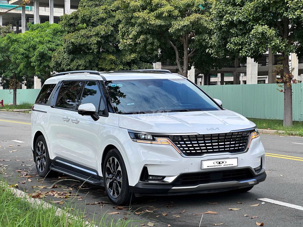 Kia Carnival 2024 2.2D Signature  - 26000 km. Mua bán Ô tô tại Thành phố Thủ Đức Tp Hồ Chí Minh được đăng bởi Quốc Chinh  Xe lướt hình 1