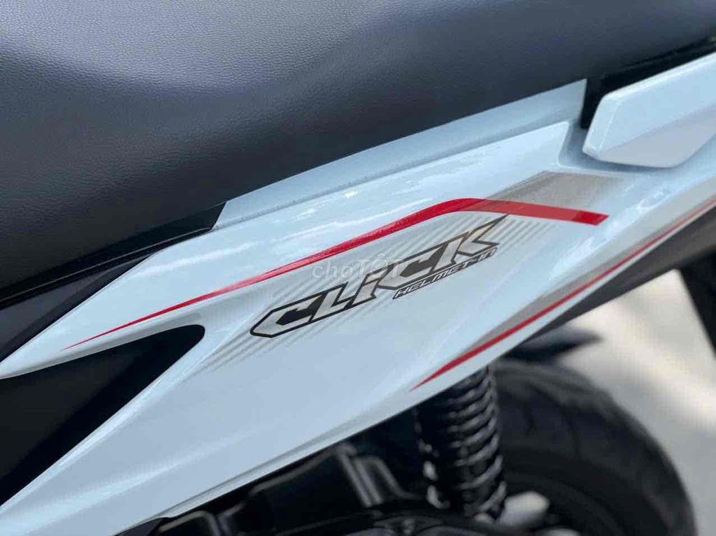 Honda Click Thái 125 2013 Trắng. Mua bán Xe máy tại Thành phố Thủ Đức Tp Hồ Chí Minh được đăng bởi Vũ Vũ hình 4