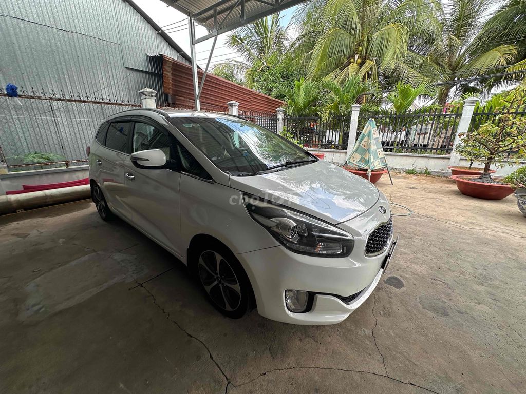 Kia Rondo 2016 máy dầu 1.7