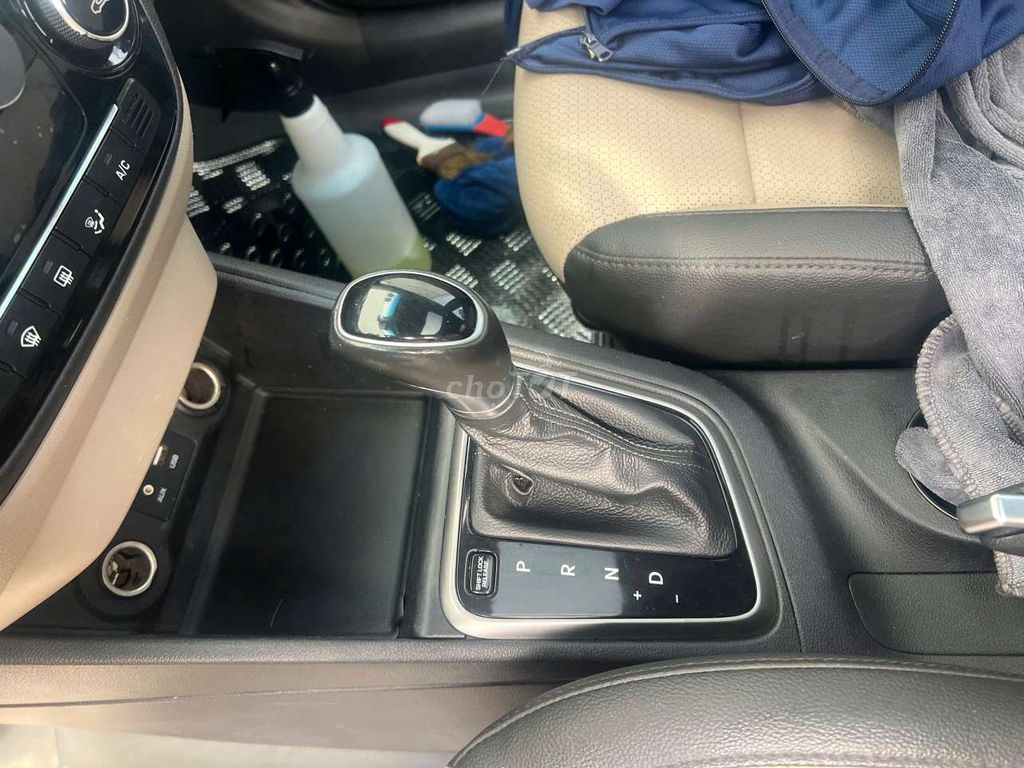 Hyundai Accent 2019 Đen 65000 km. Mua bán Ô tô tại Quận 8 Tp Hồ Chí Minh được đăng bởi VinFast Đại Lộc hình 12