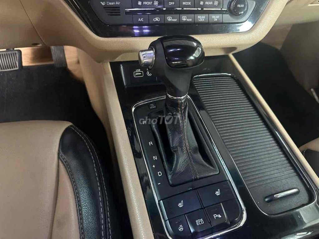Kia Sedona 2018 2.2L DATH máy dầu. Mua bán Ô tô tại Huyện Củ Chi Tp Hồ Chí Minh được đăng bởi anh Hiep hình 8