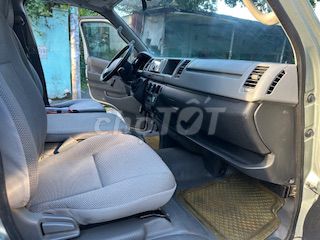 Toyota Hiace 2010 Commuter 2.5 - 187379 km. Mua bán Ô tô tại Quận Tân Phú Tp Hồ Chí Minh được đăng bởi Anh kiệt hình 9