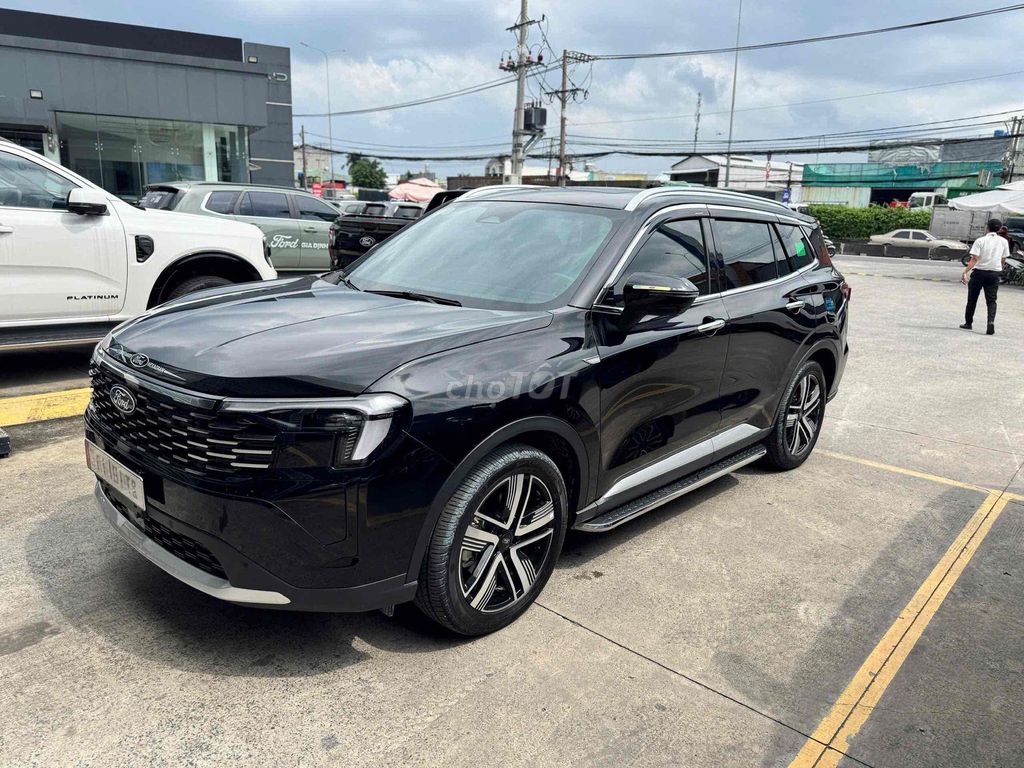 Ford Territory Titanium X 2025 черный 10 000 км