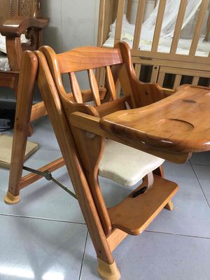 Ghế ngồi ăn cho bé bằng gỗ. Mua bán Mẹ và bé tại Quận Tân Bình Tp Hồ Chí Minh được đăng bởi Nguyễn Hữu Duy