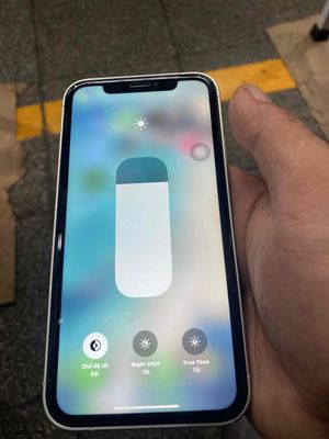 iPhone XR 128GB Quốc tế độ vỏ 15. Mua bán Điện thoại tại Huyện Phong Điền Cần Thơ được đăng bởi Hoài Nguyễn