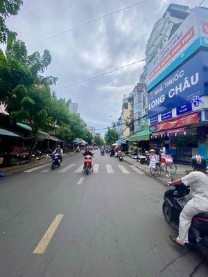 1 CĂN RA PHẠM VĂN BẠCH , NGAY CHỢ , DTSD 60M , 3 TẦNG , NHỈNH 2 TỶ
