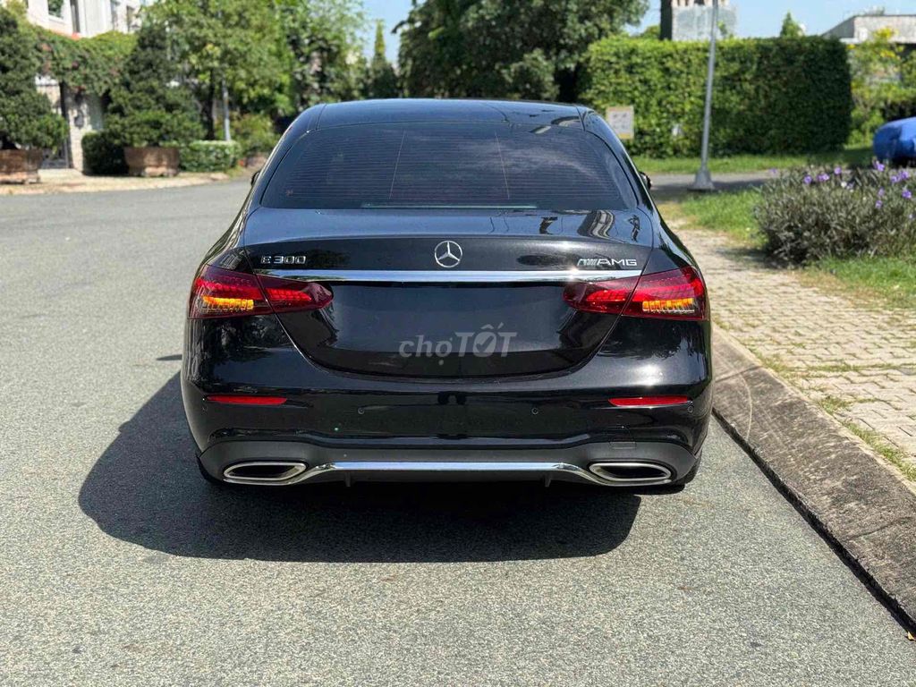 Mercedes-Benz E300 AMG 2022 Đen 16666 km. Mua bán Ô tô tại Quận 7 Tp Hồ Chí Minh được đăng bởi PHÁT ĐẠT LUXURY CAR hình 4