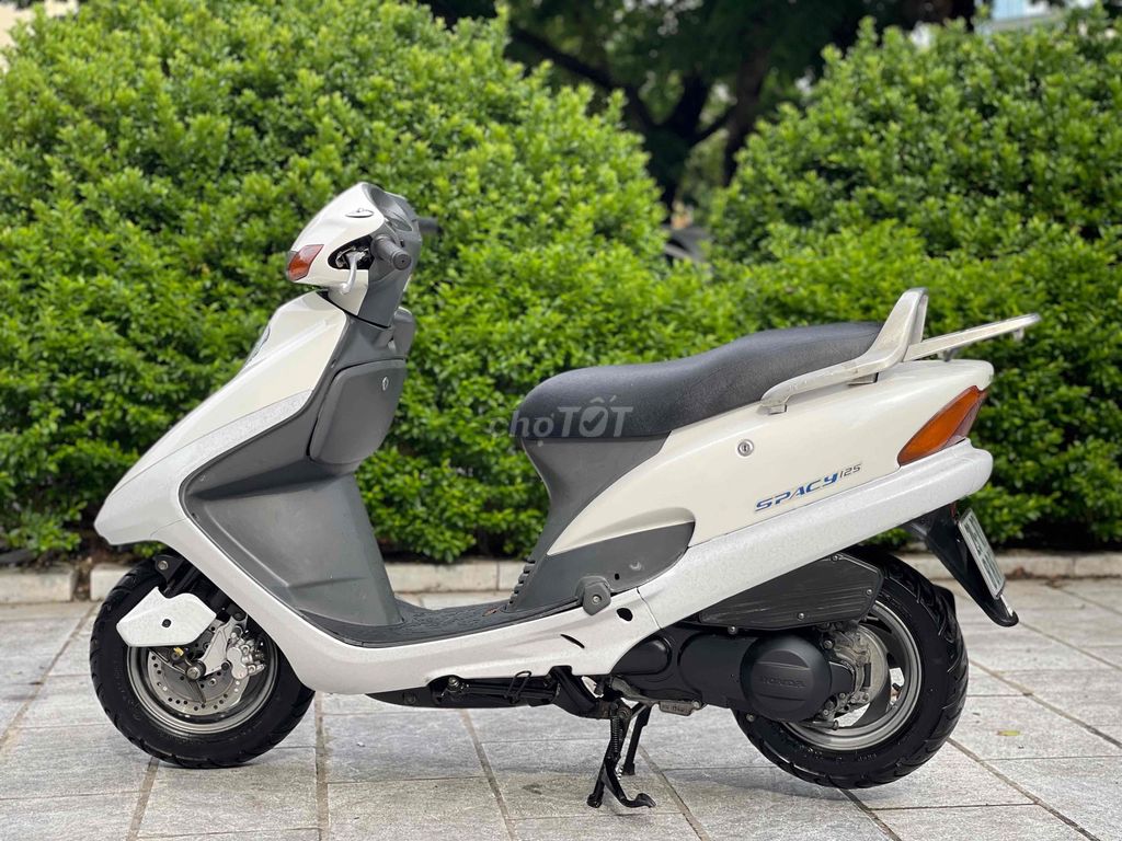 Honda Spacy 125 2002, японский белый