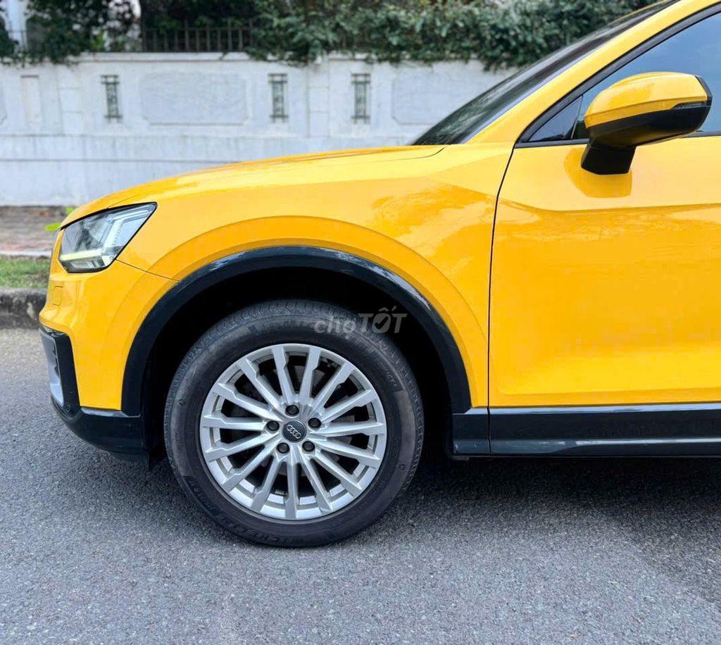 Audi Q2 Màu Vàng 1.4 TFSI model 2018. Mua bán Ô tô tại Quận 1 Tp Hồ Chí Minh được đăng bởi Hoàn Audi hình 5