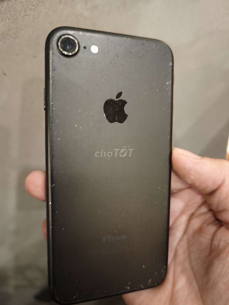 Apple iPhone 7 32GB Đen. Mua bán Điện thoại tại Quận Thanh Khê Đà Nẵng được đăng bởi FUKIE Điện thoại cũ giá rẻ đà nẵng hình 1