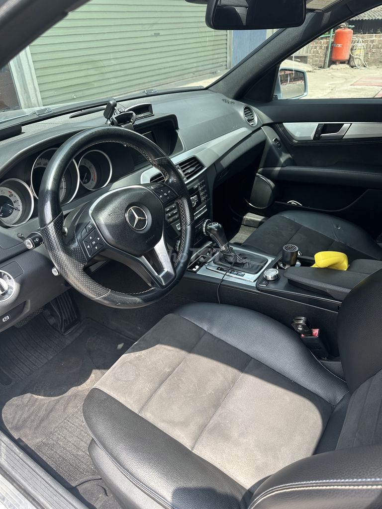 Mercedes Benz C Class 2013 C200 - 120000 km. Mua bán Ô tô tại Thị xã Kinh Môn Hải Dương được đăng bởi Tương Cao hình 1