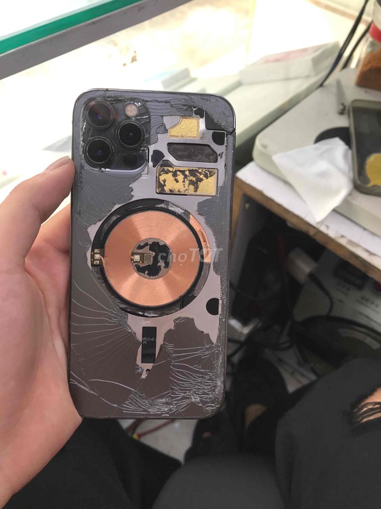 Apple iPhone 12 Pro 128GB Xám. Mua bán Điện thoại tại Quận Gò Vấp Tp Hồ Chí Minh được đăng bởi Tú hình 1