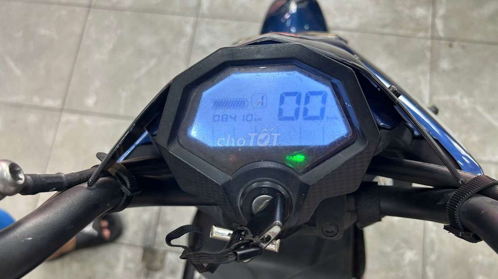 YADEA Neo. Mua bán Xe máy tại Quận Phú Nhuận Tp Hồ Chí Minh được đăng bởi Phạm Thiên Quốc hình 3