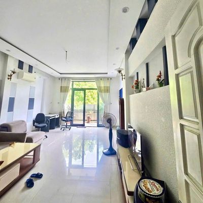 Аренда · 4 комн. · 90 м² · Quận Hải Châu, ул. Đường Lê Thanh Nghị