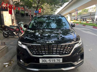 Kia Carnival 2024 Đen 40000 km. Mua bán Ô tô tại Quận Hoàng Mai Hà Nội được đăng bởi Tien hình 1
