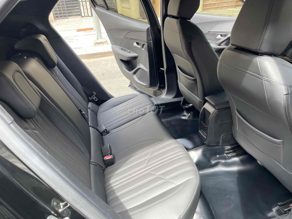 PEUGEOT 2008 GT LINE 2022 MÀU ĐEN 1 CHỦ CỰC MỚI. Mua bán Ô tô tại Thành phố Thủ Đức Tp Hồ Chí Minh được đăng bởi Nguyên Ô Tô Thủ Đức hình 6