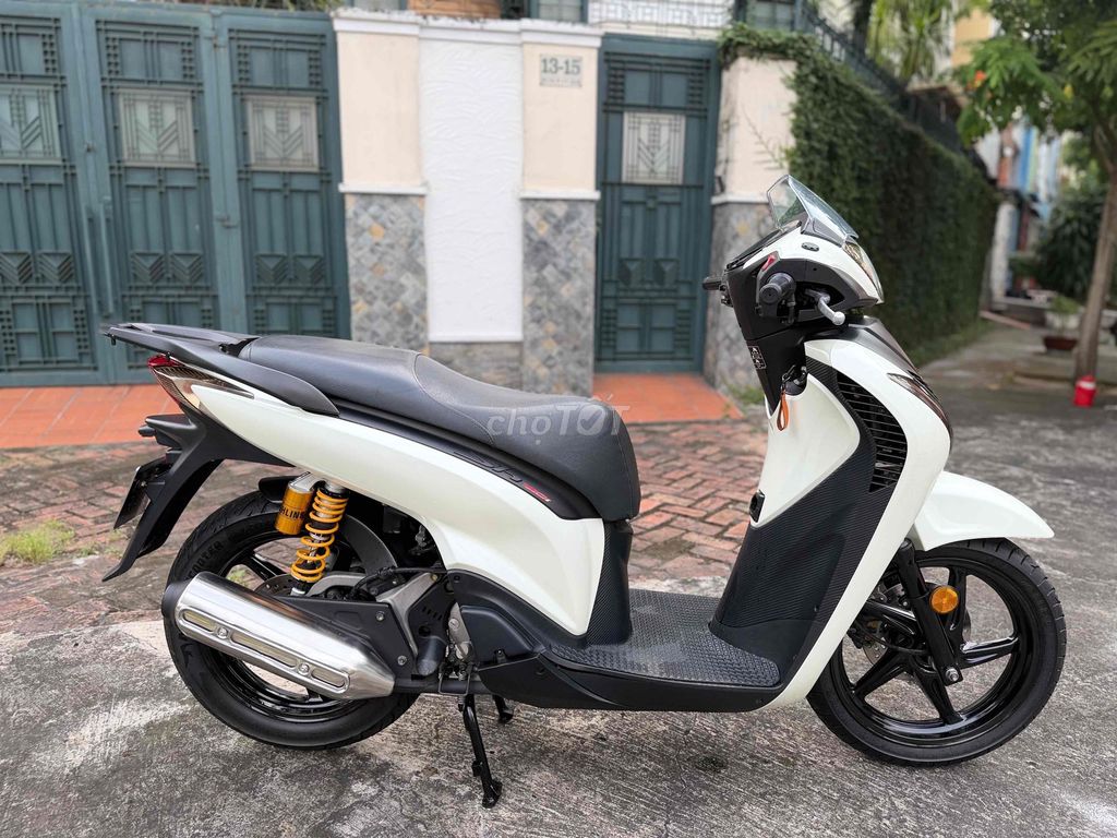 Sh ý sm105 phuộc ohlins, đồng hồ kosso. Mua bán Xe máy tại Quận 6 Tp Hồ Chí Minh được đăng bởi Gia Phúc hình 1