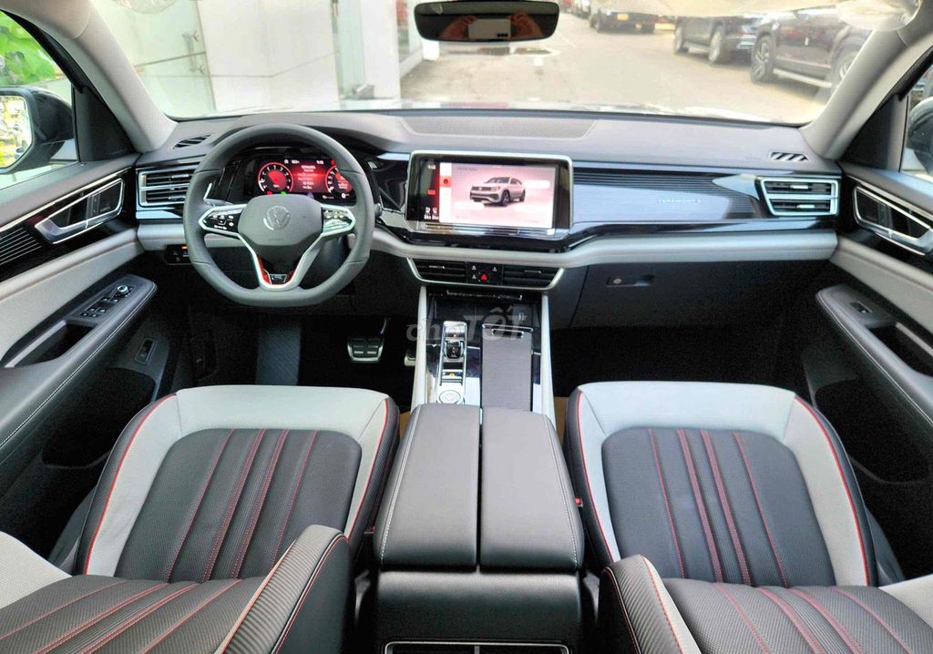 TERAMONT X - ƯU ĐÃI 50% THUẾ - NHẬN XE CHỈ 335TR. Mua bán Ô tô tại Thành phố Thủ Đức Tp Hồ Chí Minh được đăng bởi Vinh Nguyễn Volkswagen hình 6