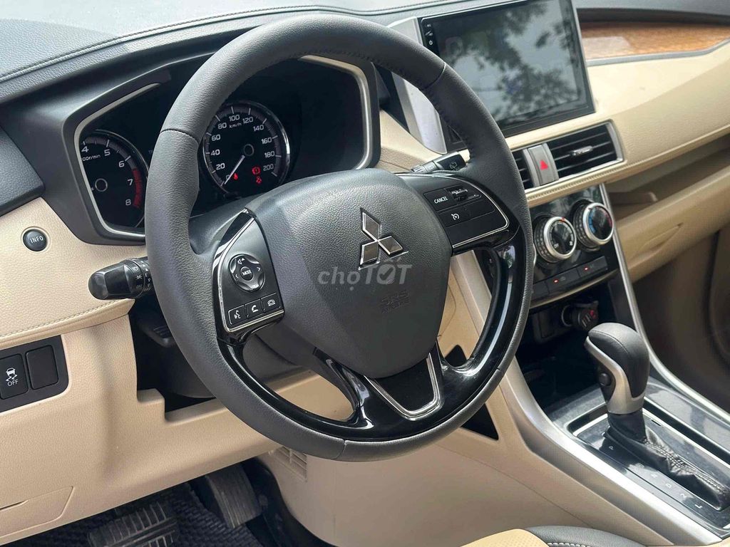 Mitsubishi Xpander 2019 1.5 AT - 90000 km. Mua bán Ô tô tại Quận Hoàng Mai Hà Nội được đăng bởi Thang Pham hình 5