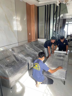 DỊCH VỤ CHUYỂN NHÀ TRỌN GÓI TPHCM - BÌNH DƯƠNG. Dịch vụ chuyển nhà tại Huyện Hóc Môn Tp Hồ Chí Minh được đăng bởi Chuyển Nhà Hùng Vinh