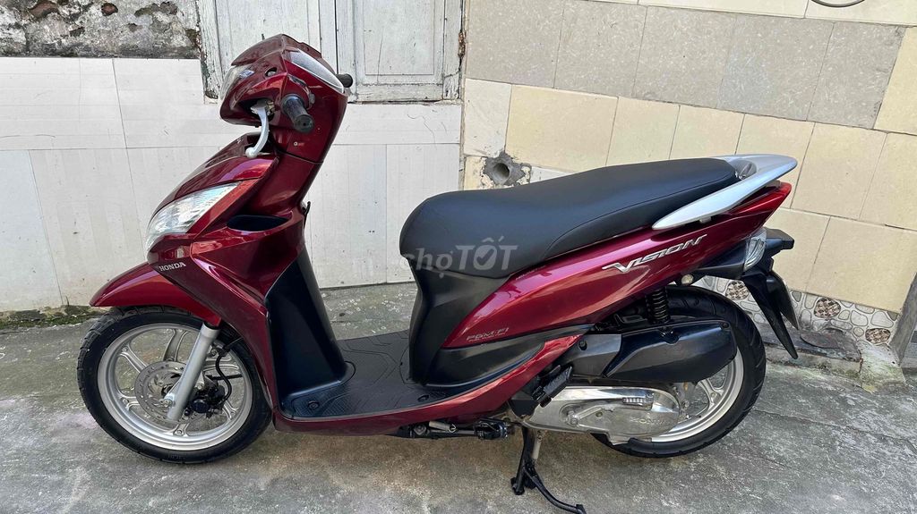 Honda Vision màu Đỏ. Mua bán Xe máy tại Thành phố Vinh Nghệ An được đăng bởi cửa hàng xe máy hồng sáng hình 2