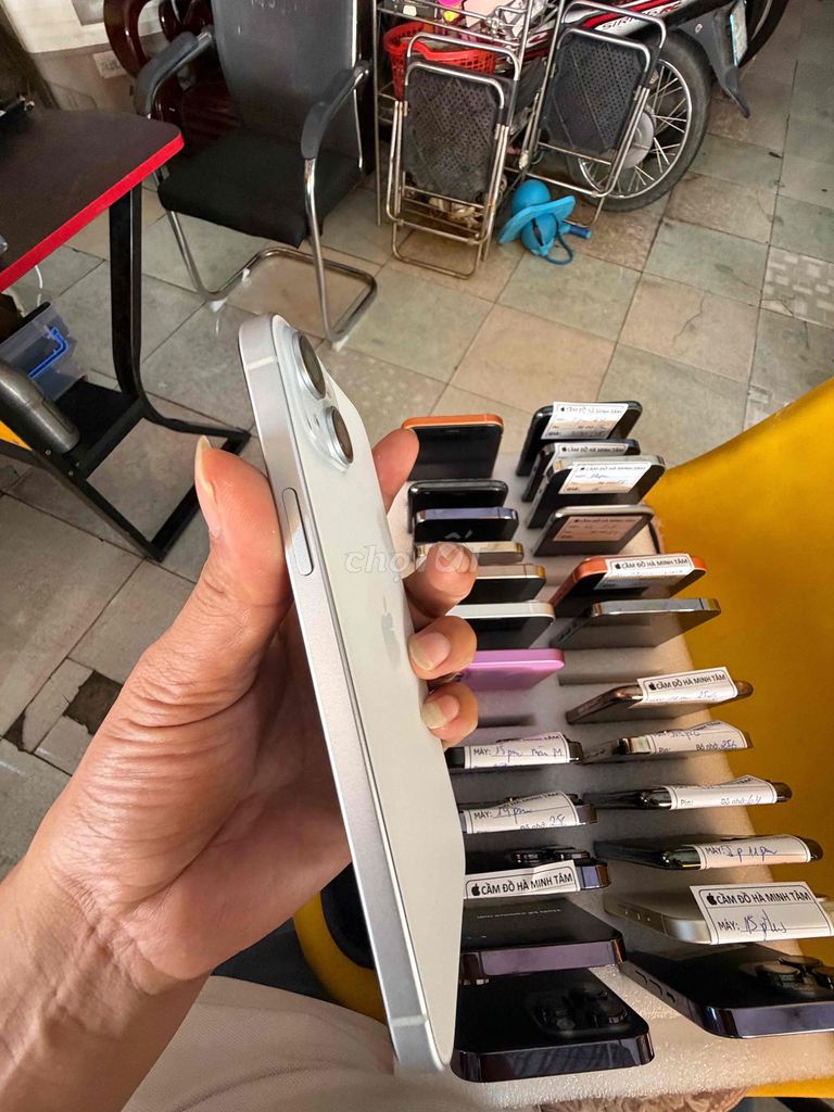 Apple iPhone 14 Plus Trắng 99%. Mua bán Điện thoại tại Thành phố Thuận An Bình Dương được đăng bởi cầm đồ Hà Minh Tâm  hình 1