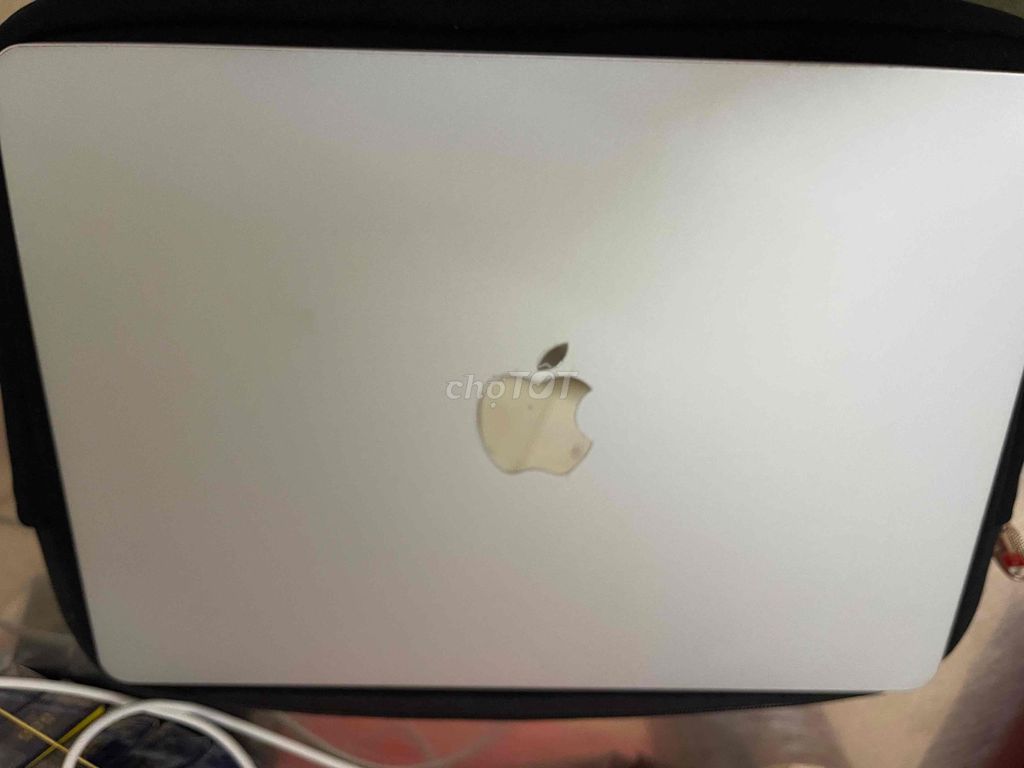 Apple MacBook Air M4 16GB/512GB Bạc. Mua bán Laptop tại Quận Bình Thạnh Tp Hồ Chí Minh được đăng bởi trung hình 1