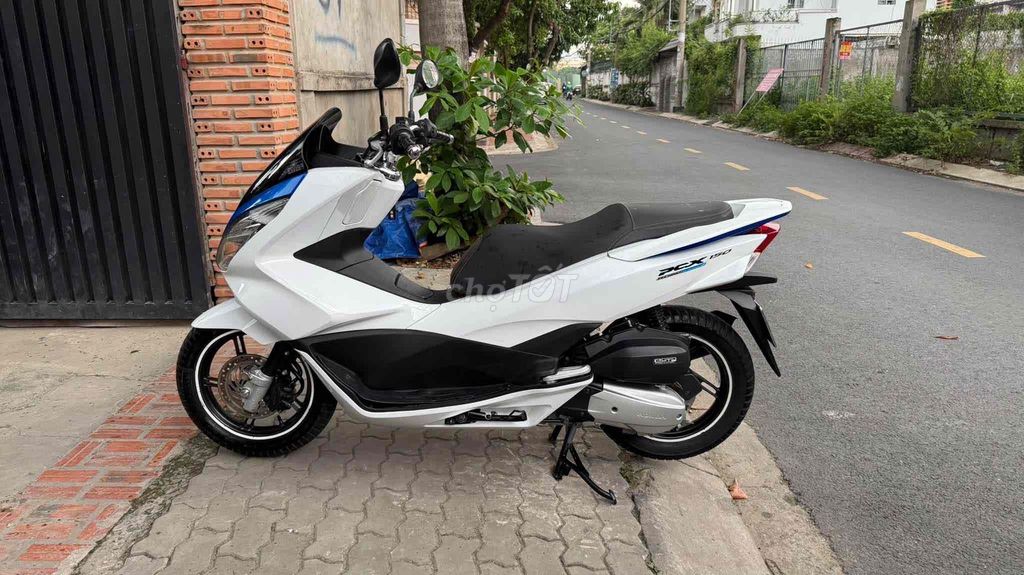 Хонда PCX 125 2015 Белая 77012