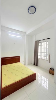 Phòng Trọ ban công Full Nội Thất ngay Đại Học Văn Lang