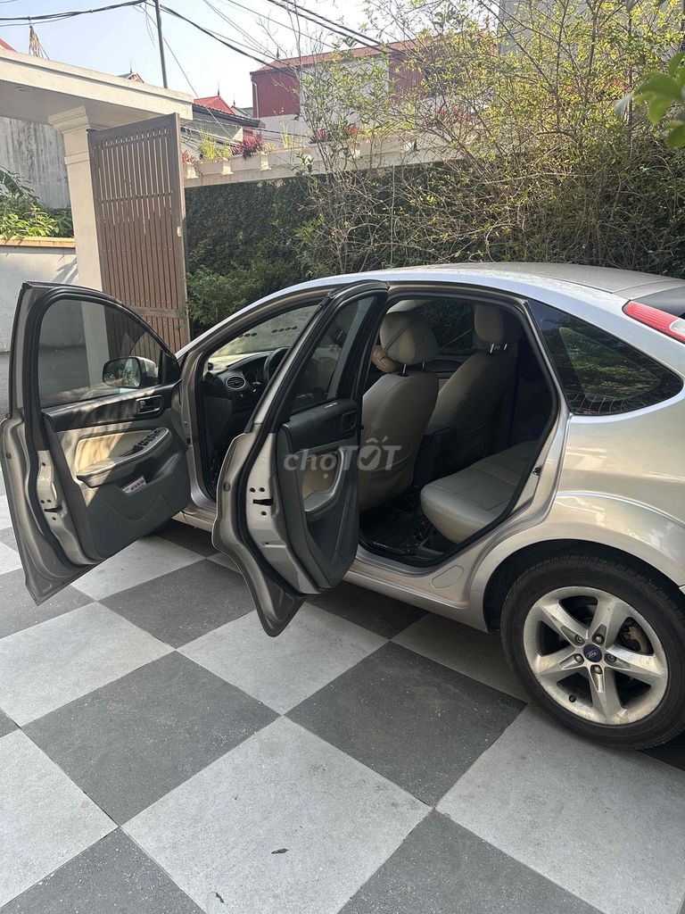 Ford Focus 2013 Trend 1.6 AT Hatchback - 152637 km. Mua bán Ô tô tại Huyện Thường Tín Hà Nội được đăng bởi Nguyễn Xuân Lộc hình 5