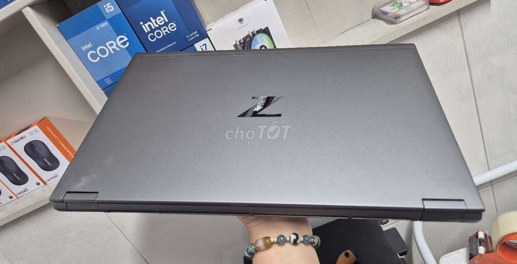 HP Zbook Fury 15 G8 Xeon 16GB/512GB SSD 15.6 inch. Mua bán Laptop tại Quận 10 Tp Hồ Chí Minh được đăng bởi Trinh Cẩm hình 1