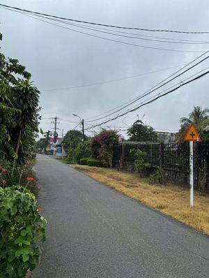 Đất 819 m² · 489