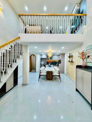 Nhà HXH Đinh Bộ Lĩnh 5 tầng giá 7.98t