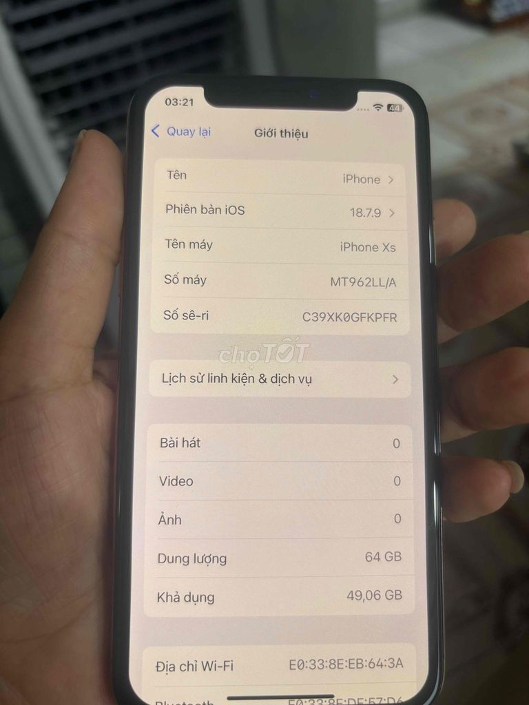 iPhone Xs 64GB Vàng Like New. Mua bán Điện thoại tại Quận Bình Tân Tp Hồ Chí Minh được đăng bởi Đường Minh hình 1