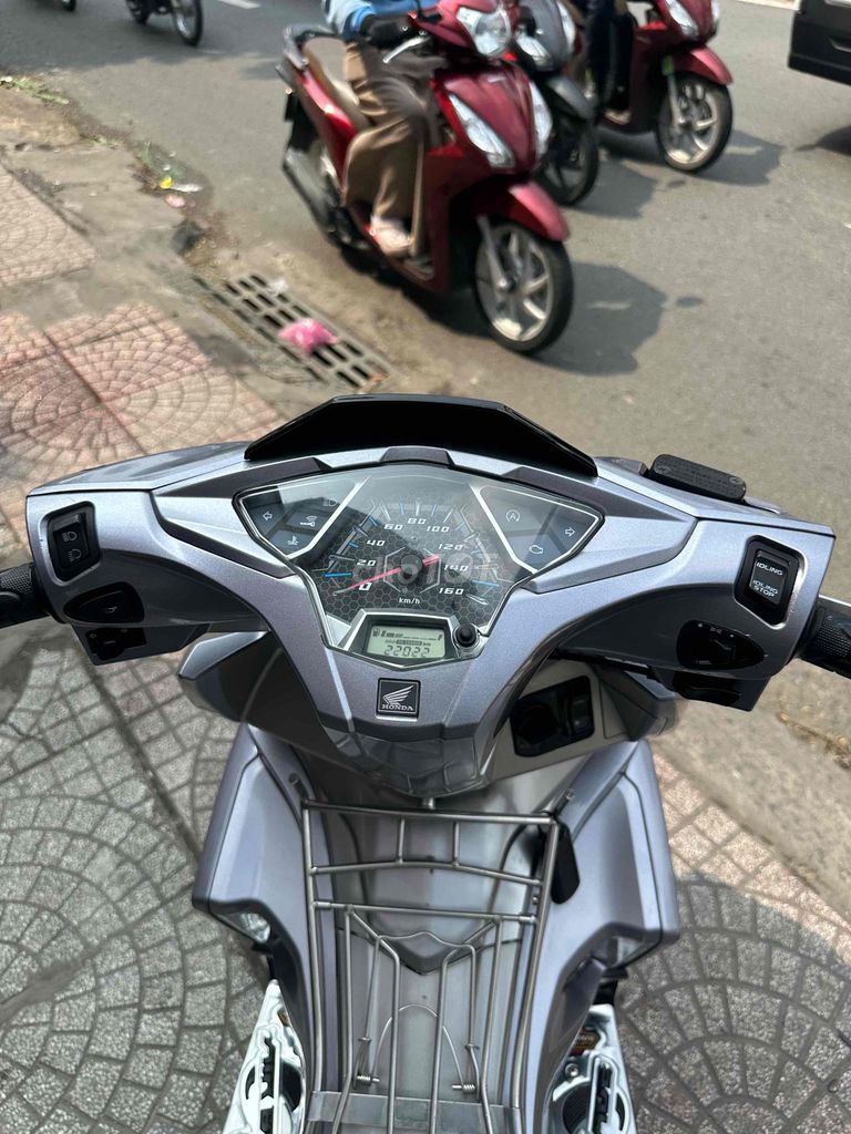 Honda Air Blade 2019 Siêu nhân Bạc. Mua bán Xe máy tại Quận Bình Thạnh Tp Hồ Chí Minh được đăng bởi Chương Decal hình 7