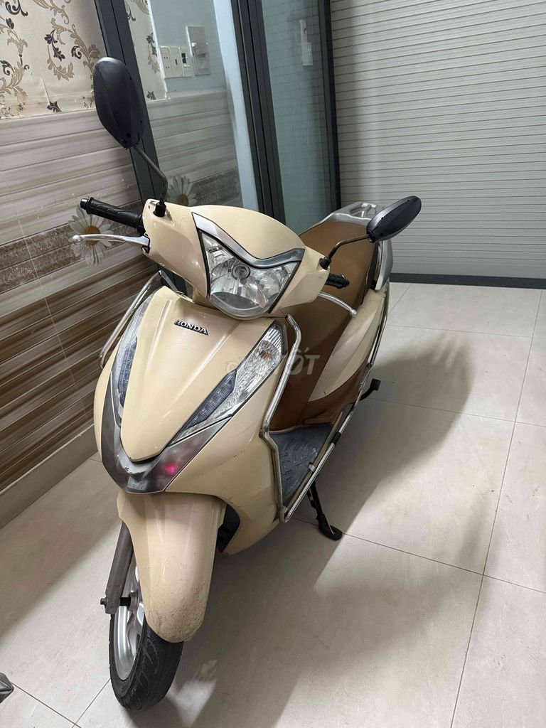 Honda Lead 2016 chính chủ, êm, bền, lợi xăng!. Mua bán Xe máy tại Quận Tân Bình Tp Hồ Chí Minh được đăng bởi Ngọc hình 1