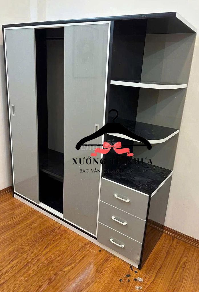 Tủ quần áo Nhựa Việt Nam Xám, Đen 1m8x1m45. Mua bán Tủ, kệ gia đình tại Quận 4 Tp Hồ Chí Minh được đăng bởi Cửa Hàng Nội Thất hình 1