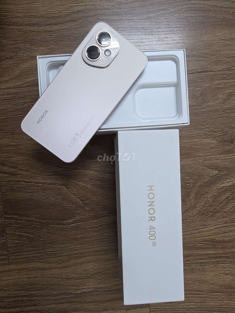 Honor 400 512GB Vàng chính hãng. Mua bán Điện thoại tại Quận Cầu Giấy Hà Nội được đăng bởi Nguyễn Quyền hình 1
