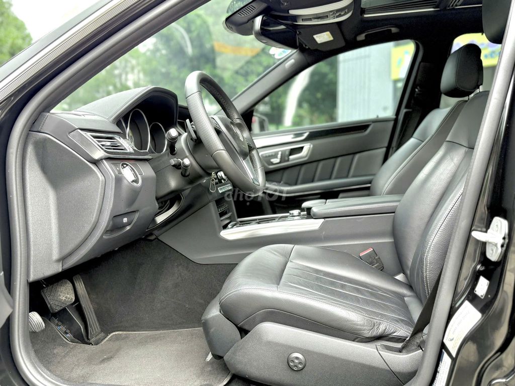 Mercedes Benz E Class 2014 E250 - 130000 km. Mua bán Ô tô tại Quận Long Biên Hà Nội được đăng bởi Anh Anh hình 8