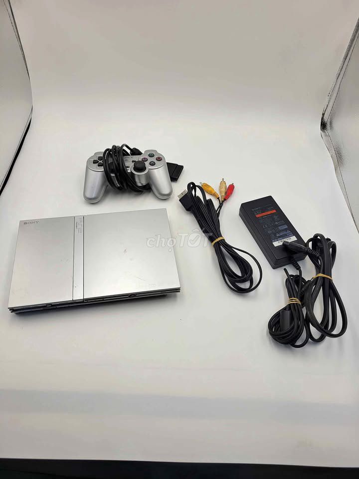 Máy chơi game Sony PS2 Slim Bạc 500GB. Mua bán Thiết bị chơi game tại Quận 8 Tp Hồ Chí Minh được đăng bởi Trí Minh hình 1