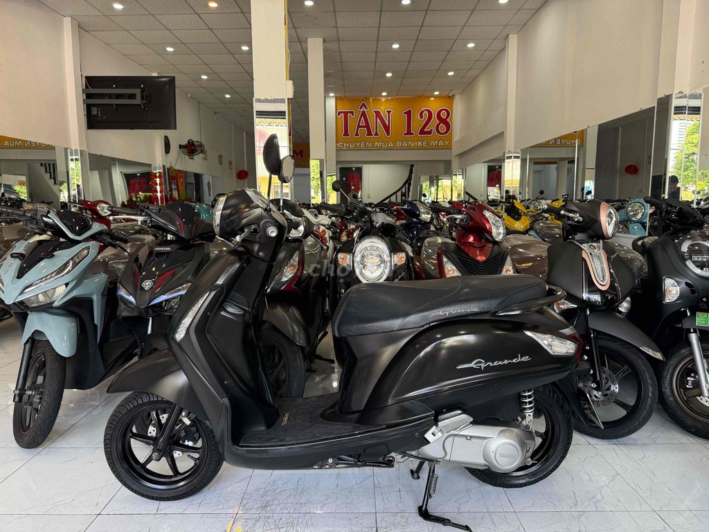 GRANDE 2016 - Xe Zin - Máy Zin Cực Êm - Bs 68. Mua bán Xe máy tại Thành phố Rạch Giá Kiên Giang được đăng bởi XE MÁY CŨ TÂN 128 hình 2