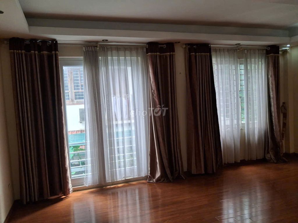 Nhà nguyên căn phố An Dương Vương, Phú Thượng, thoáng sáng, giá 9tr