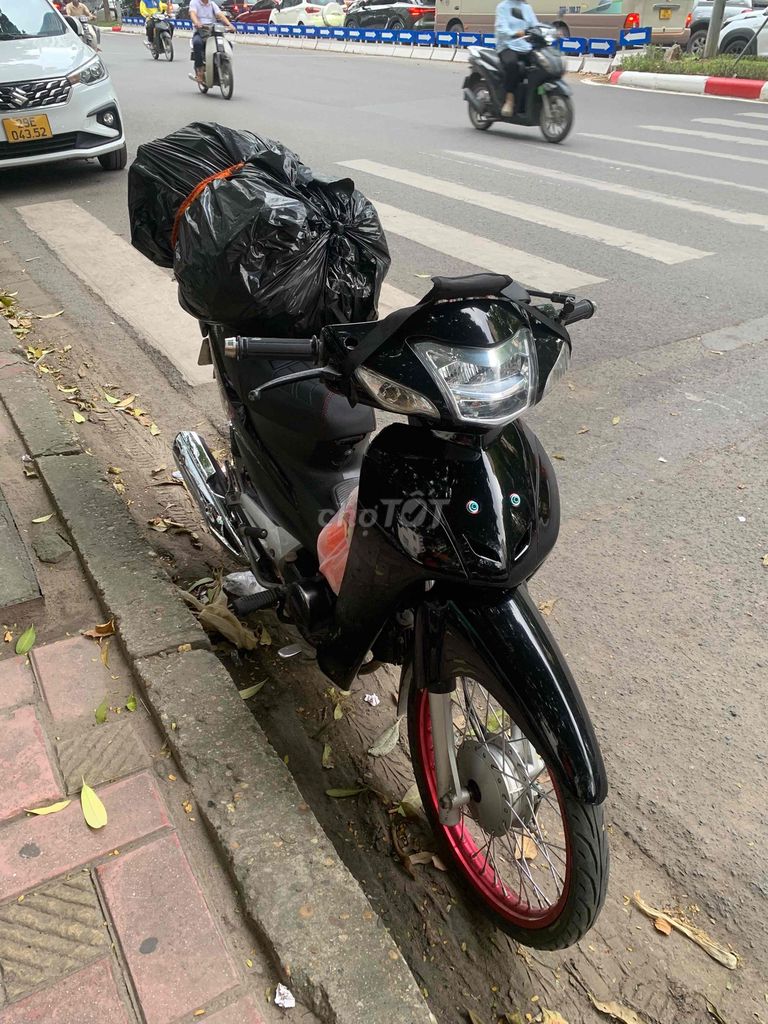 Wave 50 lên máy 100cc. Mua bán Xe máy tại Quận Cầu Giấy Hà Nội được đăng bởi Nguyễn Văn Hoan hình 1