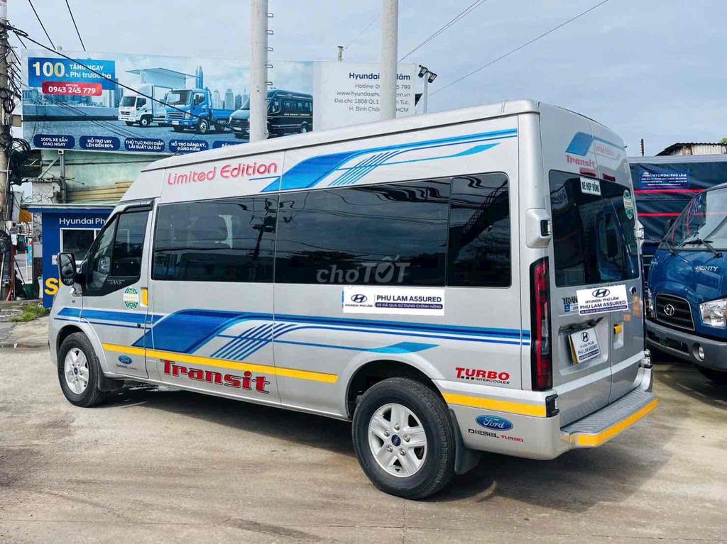 Ford Transit 2024 Rất Mới - Nhiều Phụ Kiện Lên Săn. Mua bán Ô tô tại Quận Tân Bình Tp Hồ Chí Minh được đăng bởi TRUNG TÂM XE LƯỚT CHÍNH HÃNG hình 4