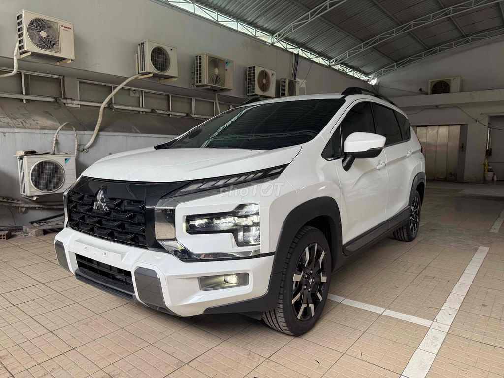 ✅ XPANDER CROSS +GIẢM 100TB + BẢO HIỂM+ FULL QUÀ ✅. Mua bán Ô tô tại Quận 6 Tp Hồ Chí Minh được đăng bởi Quang Hiếu hình 5