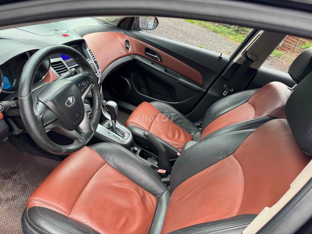 Daewoo Lacetti 2009 CDX 1.6 AT - 100000 km. Mua bán Ô tô tại Quận Gò Vấp Tp Hồ Chí Minh được đăng bởi ÔTÔ THẠNH XUÂN hình 9