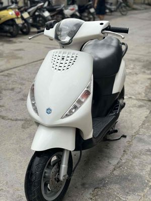 piaggio zip 100 trắng. xe đẹp chạy ít máy nguyên. Mua bán Xe máy tại Quận Nam Từ Liêm Hà Nội được đăng bởi Cường nguyễn