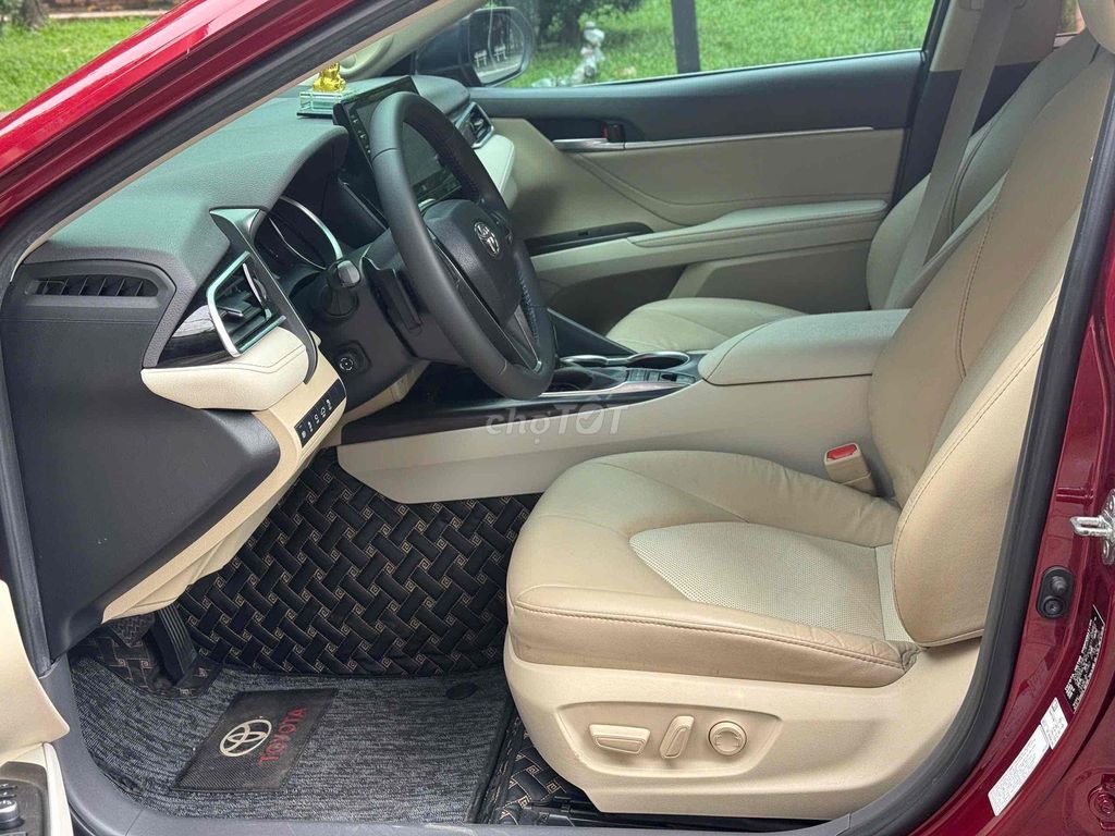 Bán Camry 2.5Q đời 2022 hỗ trợ bank 70%. Mua bán Ô tô tại Thành phố Thủ Đức Tp Hồ Chí Minh được đăng bởi Hoàng Gia Auto hình 12