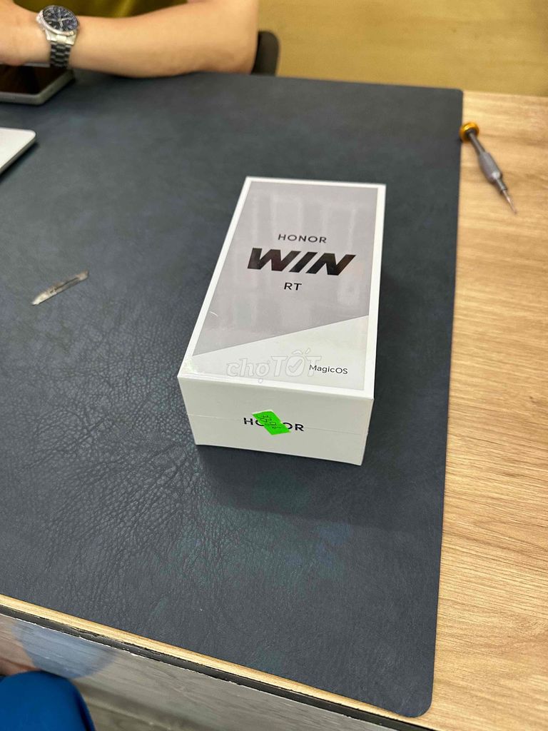 Honor WIN RT 12GB 256GB Xanh. Mua bán Điện thoại tại Thành phố Buôn Ma Thuột Đắk Lắk được đăng bởi Anh Chung hình 1