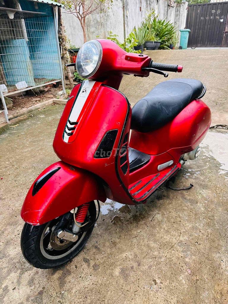 VESPA GTS PHỤ TÙNG RÃ XÁC